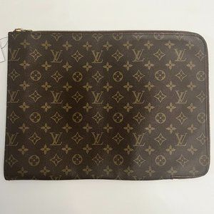Louis Vuitton Monogram Poche Documents GM